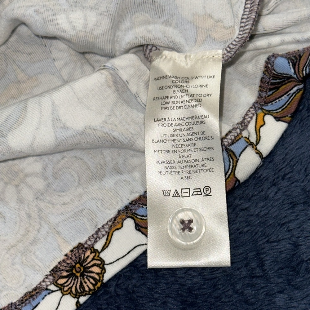 Maeve Ruched Floral Button Up Shirt - Picture 6 of 7